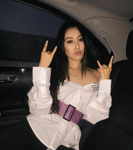 Olivia Sui OnlyFans Inhalte