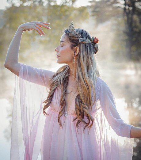 queen astraea NurlyFans-Pornos