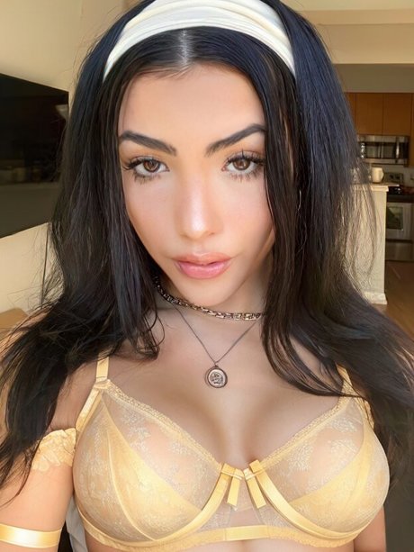 Andrea Botez Ai Porn Nur für Fans