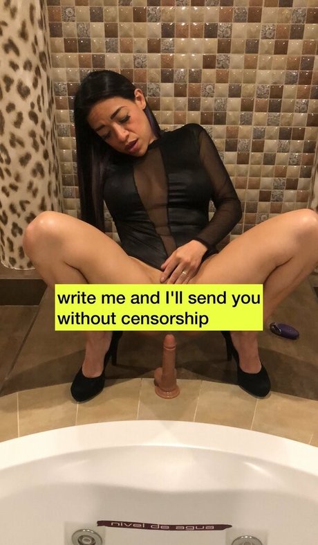 nena latina OnlyFans Leak