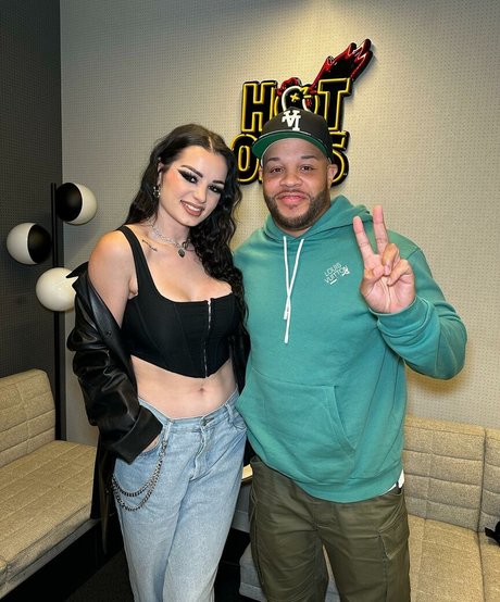 Saraya Bevis Unzensiert OnlyFans