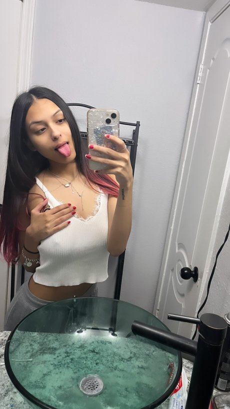 luvrosa OnlyFans Nacktbilder