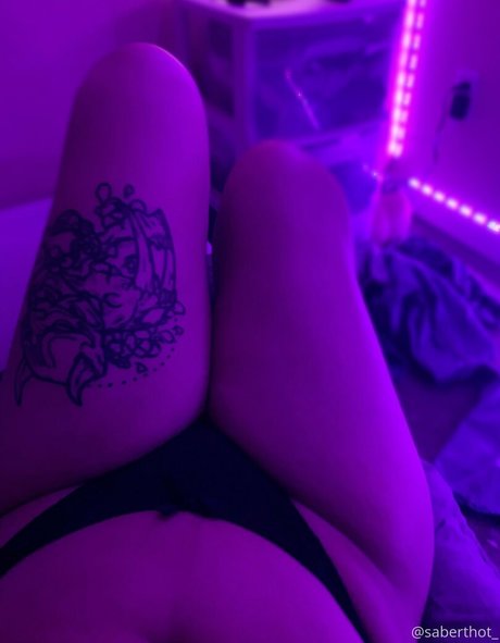 saberthot OnlyFans explizite Inhalte