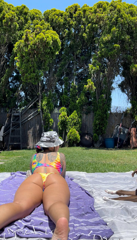 katdgaf Model OnlyFans Foto