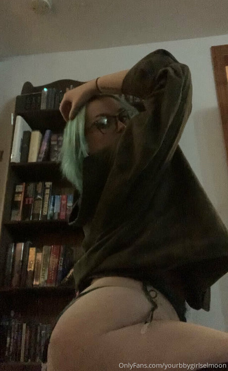 yourbbygirlselmoon Nacktbilder geleakt