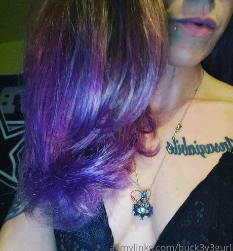 buck3y3gurl OnlyFans-Leaks