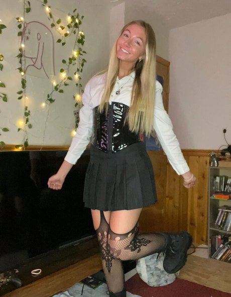 rynn peaches Oben ohne OnlyFans