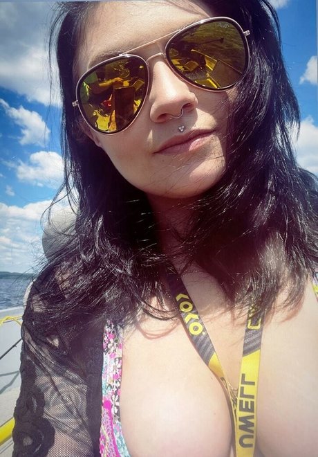 official miss gigi OnlyFans Striptease