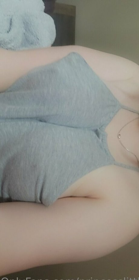 princesslittlelucy OnlyFans Gratis-Inhalte