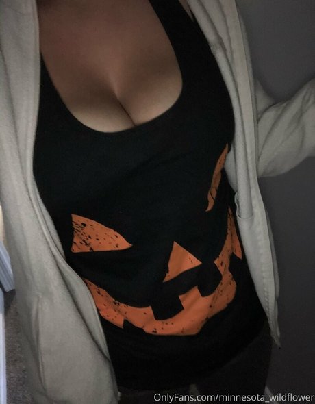 minnesota wildflower Nacktbilder geleakt OnlyFans Nacktporno