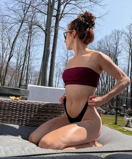 EmilyThankYouNext Nackt OnlyFans Porn