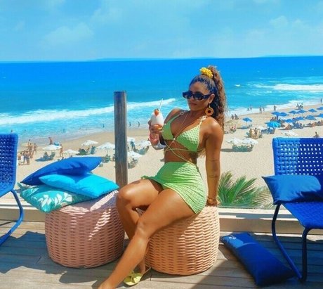 Mykaele Maylane Moraes OnlyFans Brüste Bild