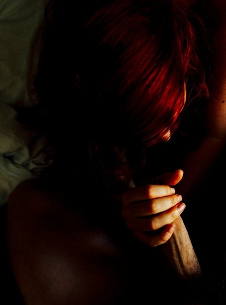 Violette Decembre OnlyFans Model Fotos