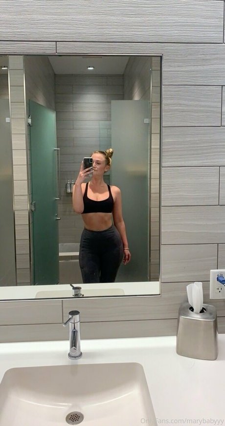 wellnesswithmary Oben ohne OnlyFans