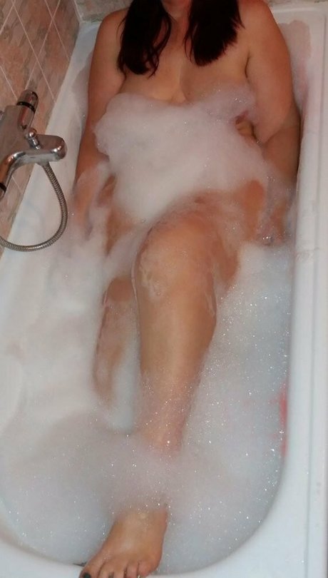 casada calentita OnlyFans geleakte Bilder