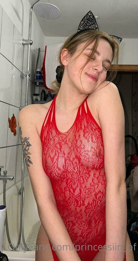 princessiin of OnlyFans Nacktbilder