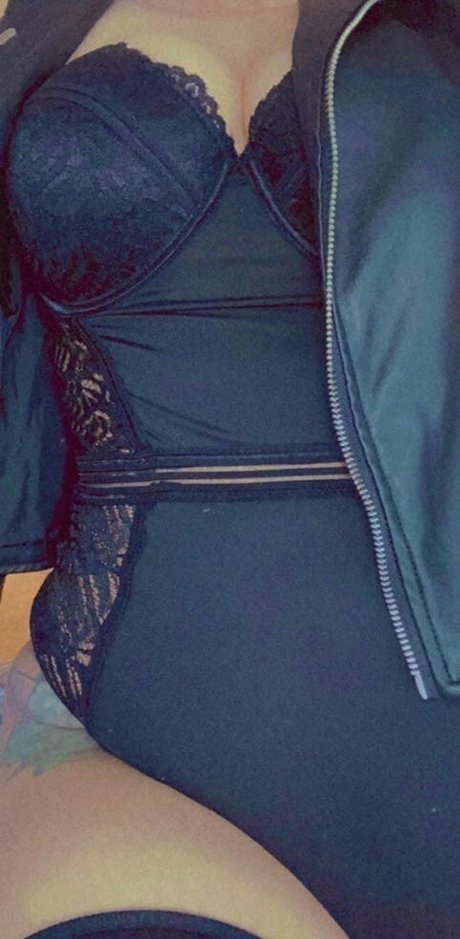 sanaesosexy Heiße OnlyFans Inhalte