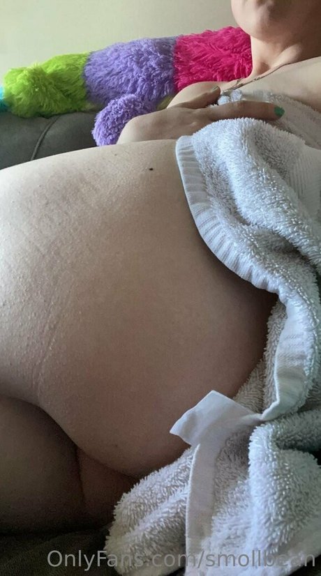 smollbean OnlyFans Model Fotos