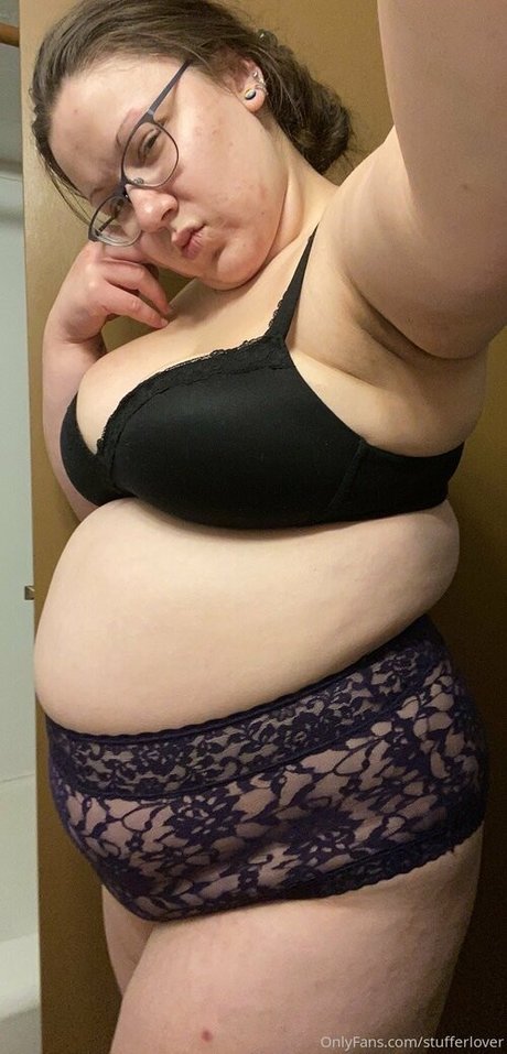 stufferlover Leaks von OnlyFans