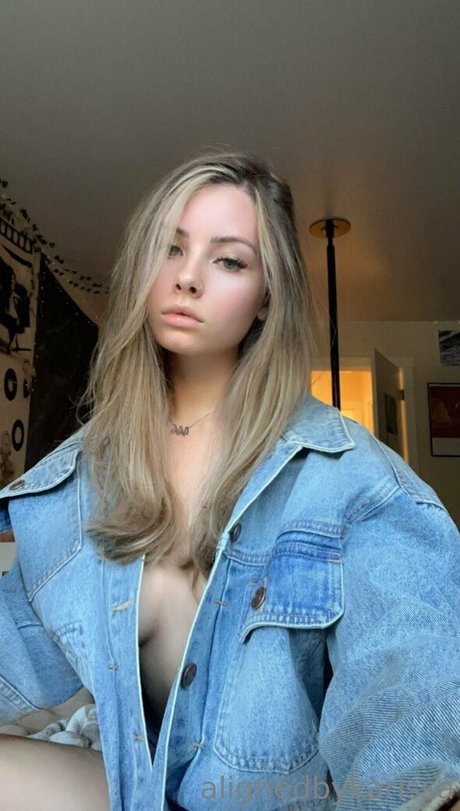 alignedbykarissa Nacktpornos auf OnlyFans