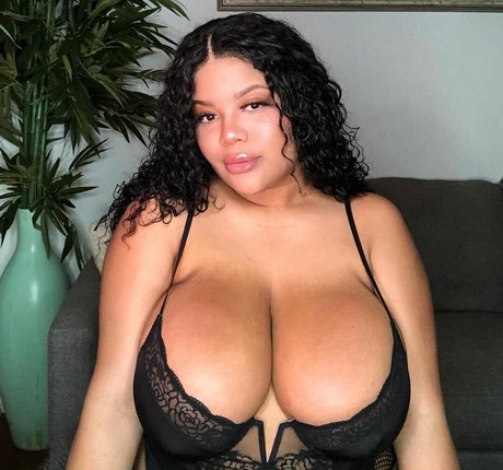 Gabrielle Logan OnlyFans Gratis Porn