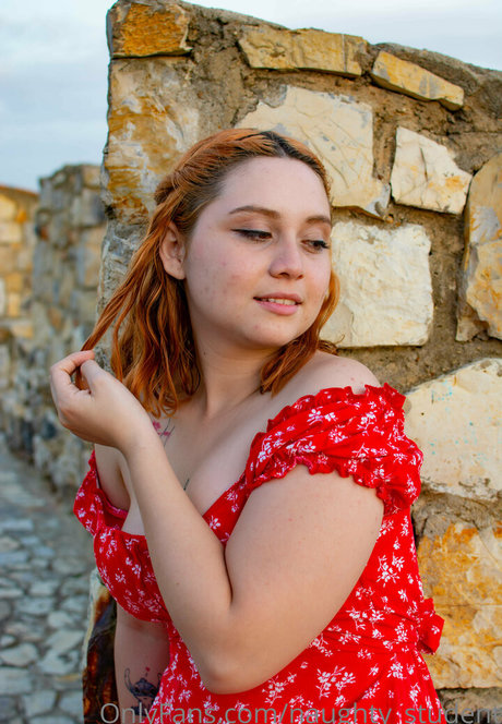 naughty student NurlyFans-Pornos