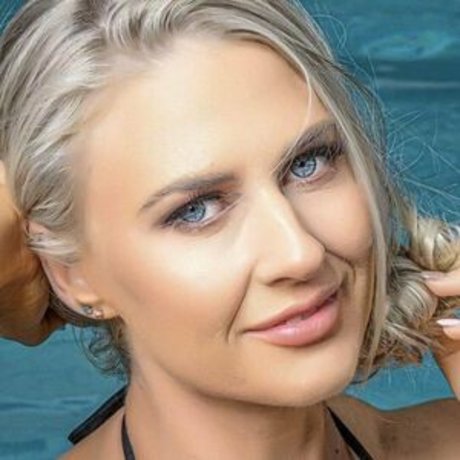 Chontelle Summer Hotwife Nacktbilder von OnlyFans