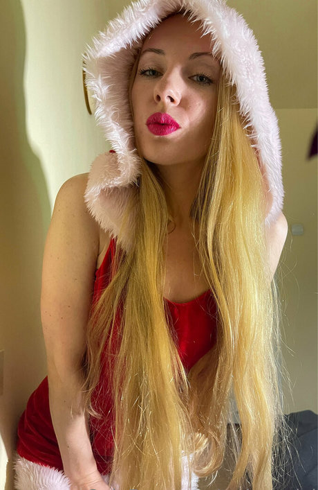 tati model OnlyFans Model Fotos