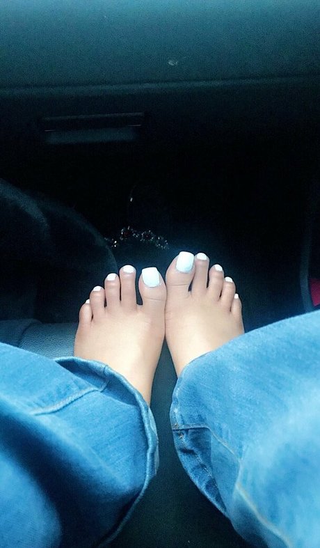 desireesfeet OnlyFans Nacktbilder