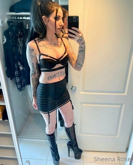 freesheenarose OnlyFans Nacktbilder