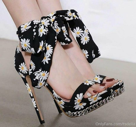 tsdelia Leaks von Nacktbildern auf OnlyFans