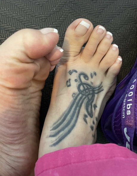 servingfet OnlyFans-Leaks