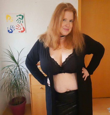 curlydreams NurlyFans-Pornos