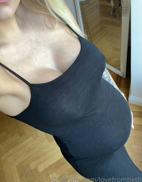 LoveFromBeth Nacktbilder von OnlyFans geleakt