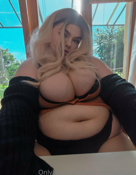 jasminessoftspot Füße OnlyFans