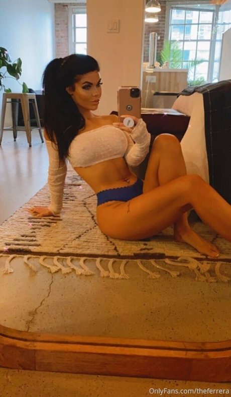 theferrera OnlyFans geleakte Brüste