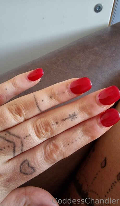 cuntress chandler OnlyFans Bilder