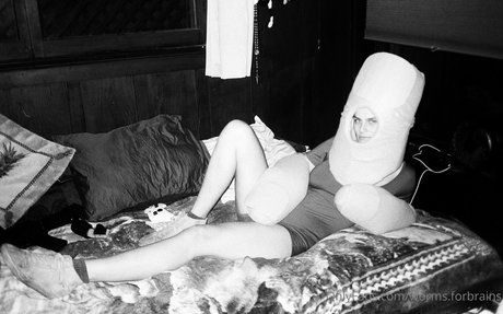 worms forbrains Nacktpornos auf OnlyFans