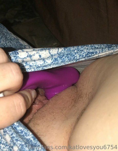 katlovesyou6754 Leaks von Nacktbildern auf OnlyFans