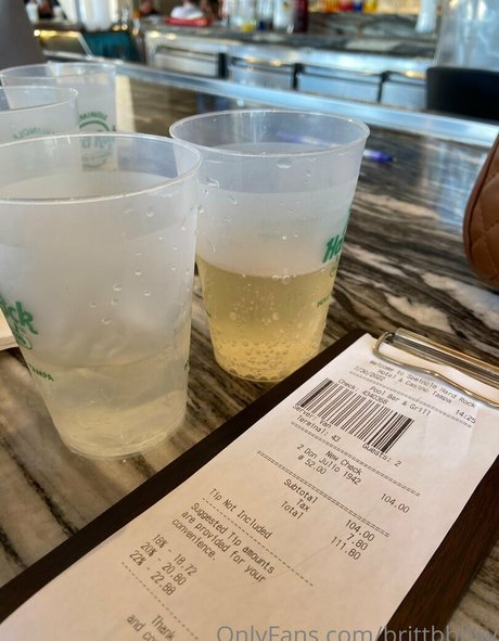 brittbbbyy OnlyFans öffentliche Fotos OnlyFans