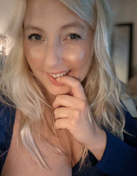 lizzyminx OnlyFans Nacktbilder