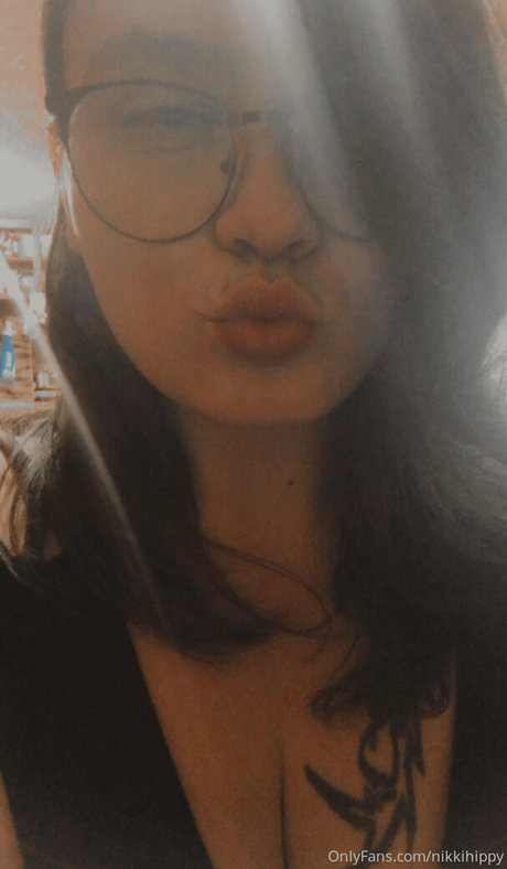 nikkihippy OnlyFans-Inhalte