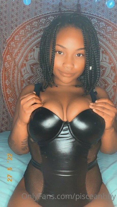 pisceanbby NurlyFans-Pornoleaks