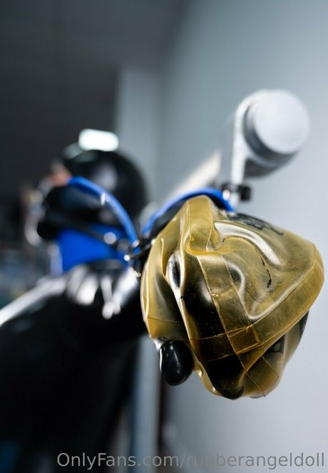 rubberangeldoll OnlyFans-Pornos