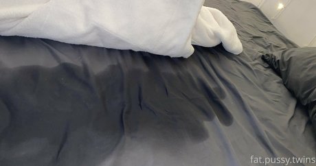 sistersister OnlyFans Leaj