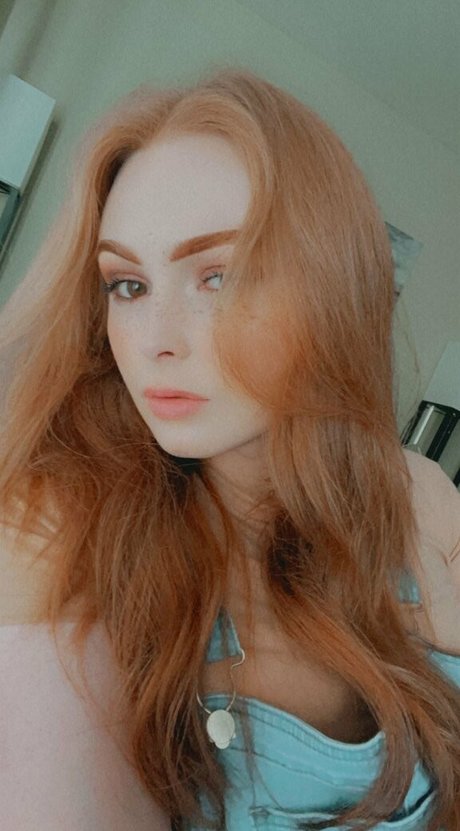 shy trans free OnlyFans Gratis-Inhalte