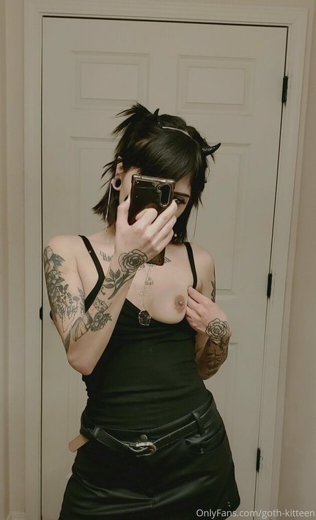 goth kitteen Neue OnlyFans Leaks