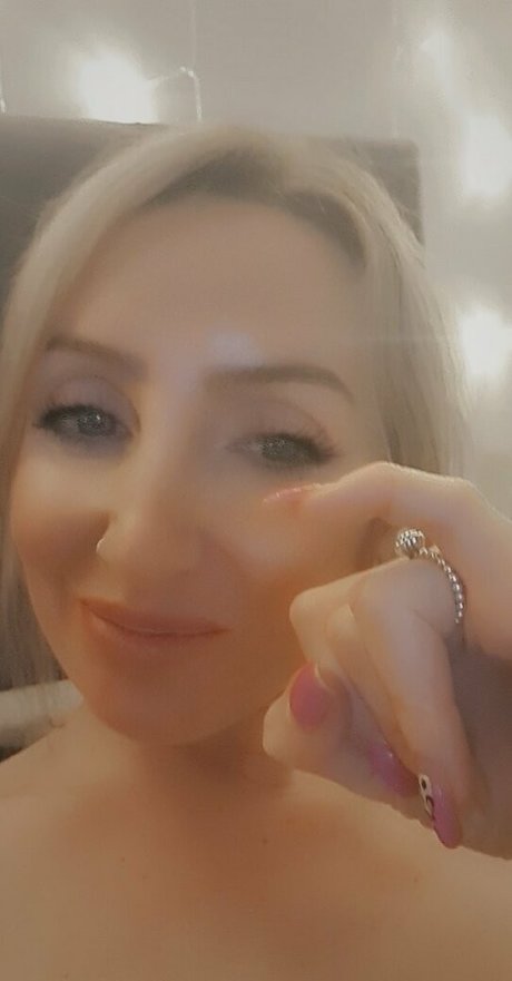 misskiki69 OnlyFans Nacktbilder