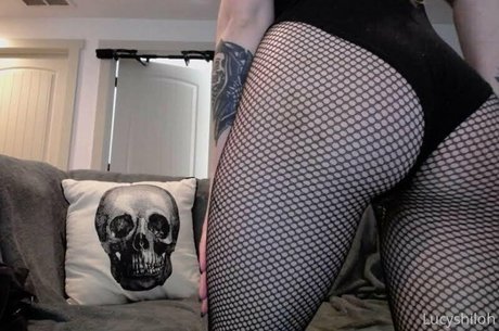 lucyshilohcam Leaked OnlyFans Bilder