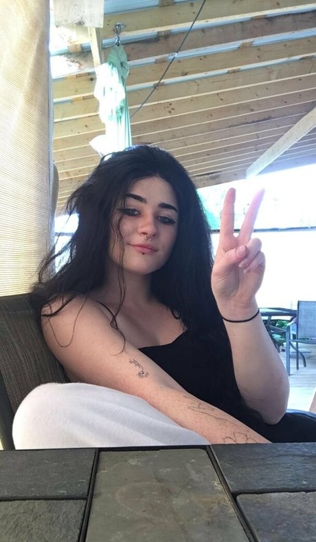 veeginas OnlyFans Pornografie